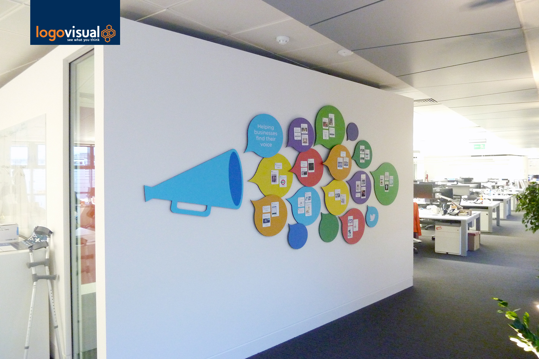 magnetic wall mounted overlapping dry wipe speech bubbles