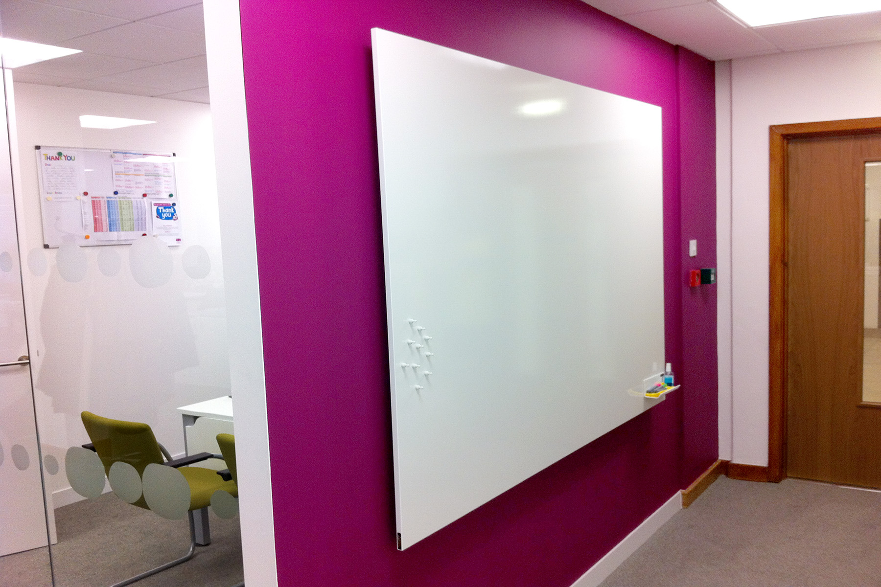 Custom Sized Frameless ThinkingWall&reg Whiteboard