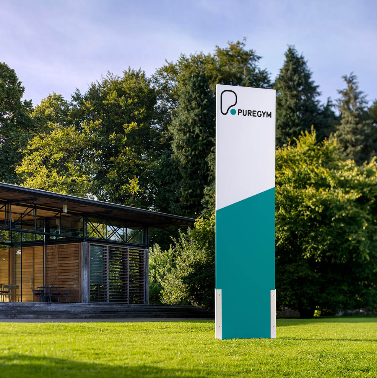 Custom printed leaderboard