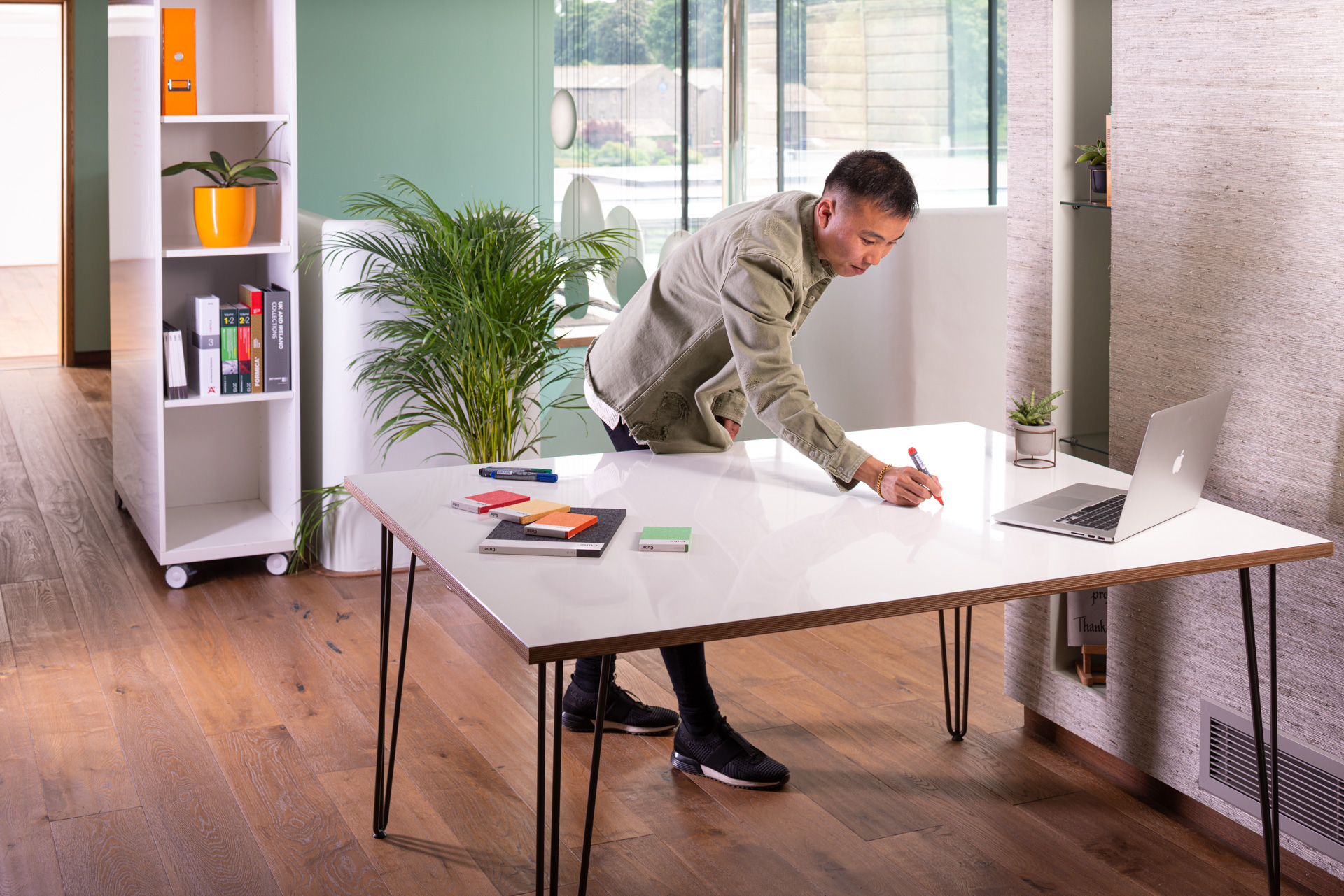 ThinkingWall drywipe desk