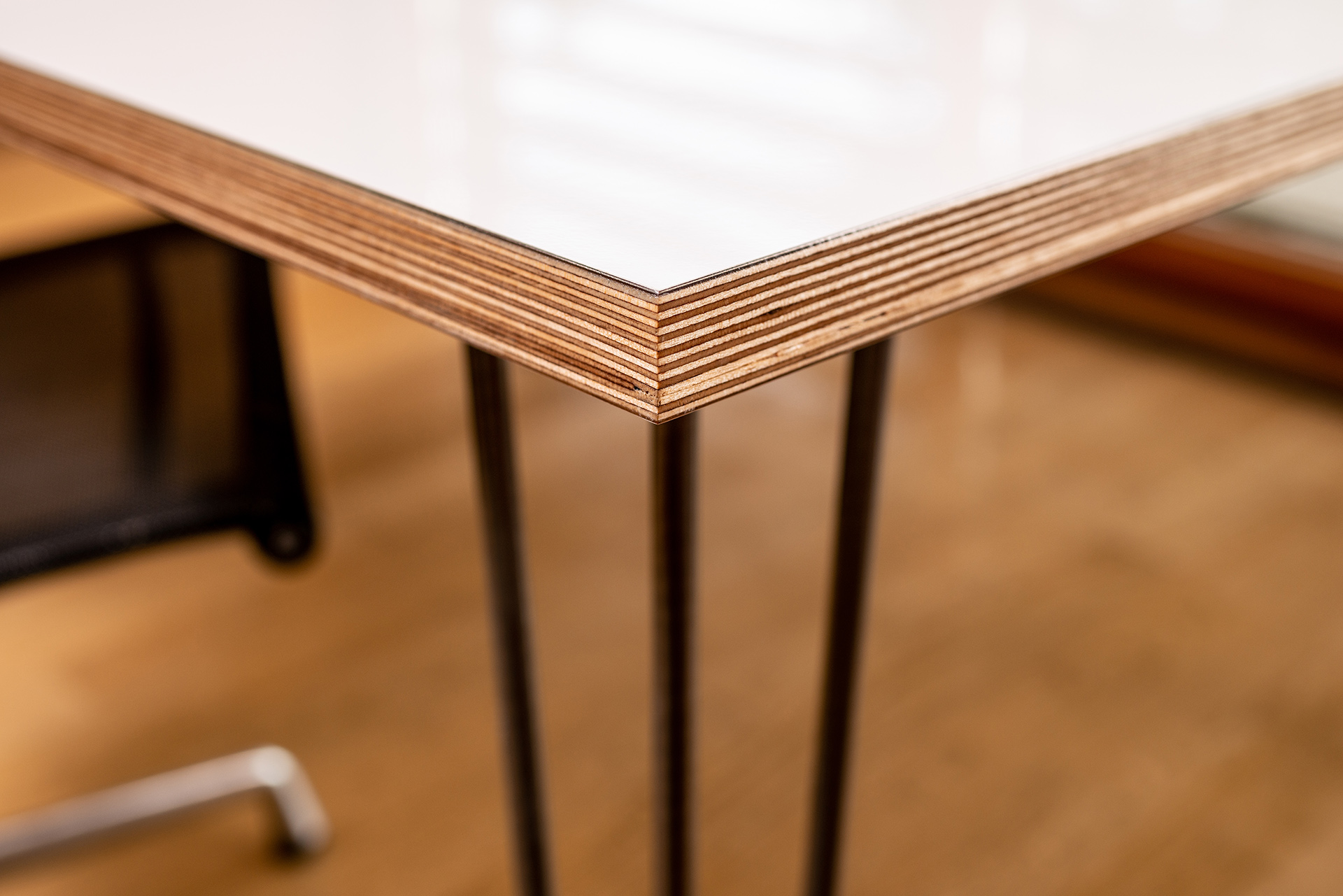 thinkingwall whiteboard desk