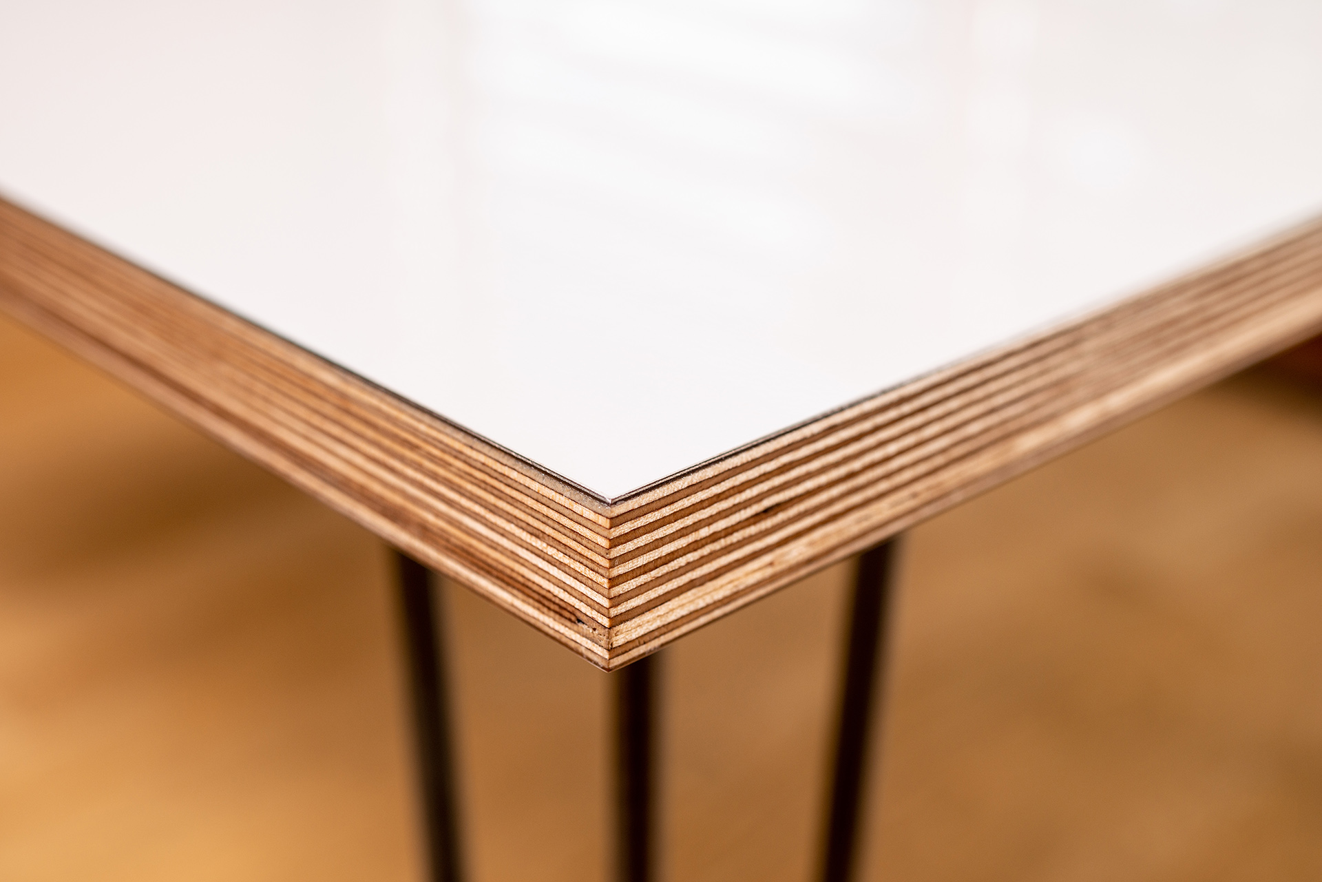 thinkingwall whiteboard desk