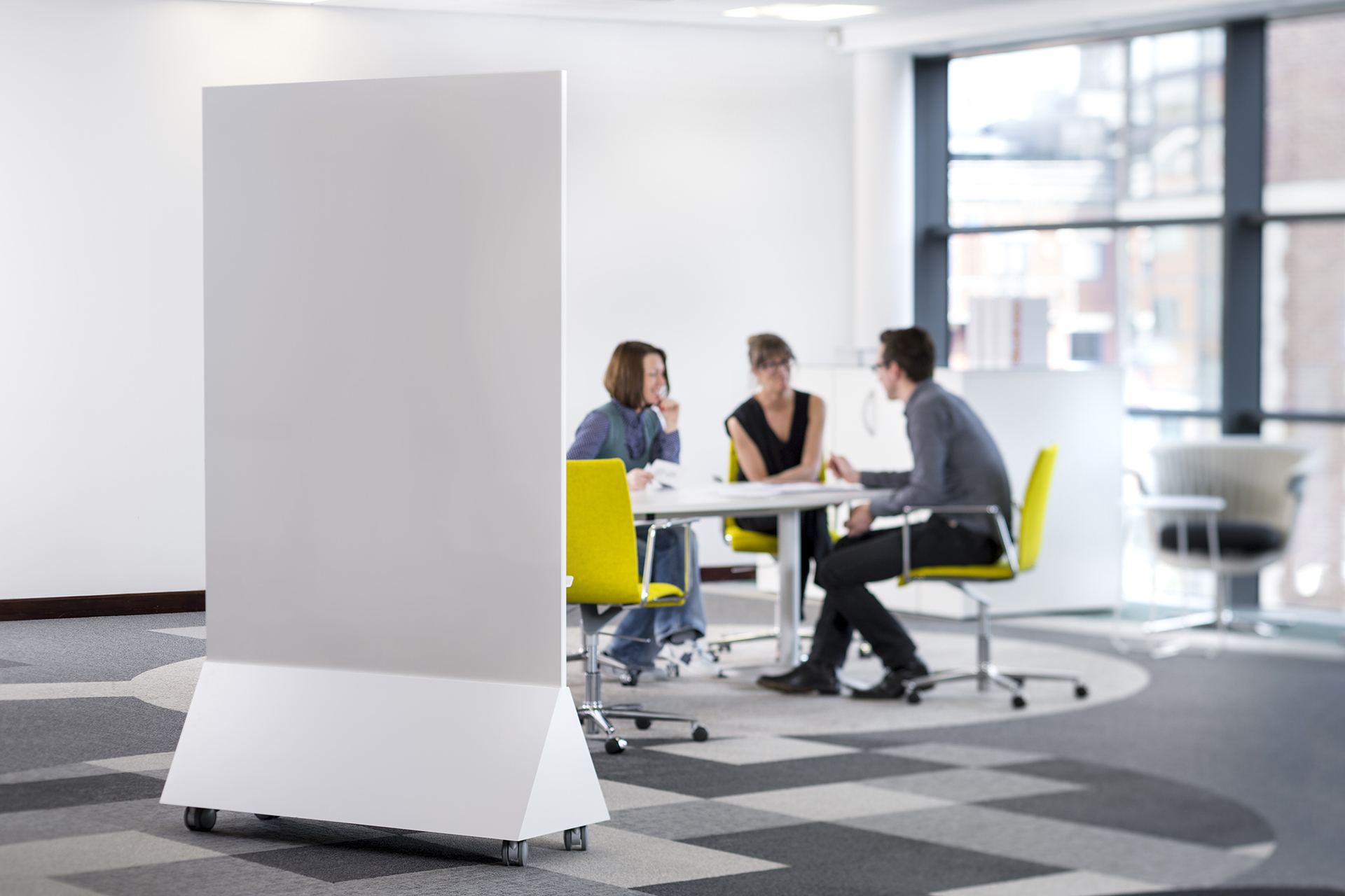 ThinkingWall Freestander mobile slim freestanding whiteboard