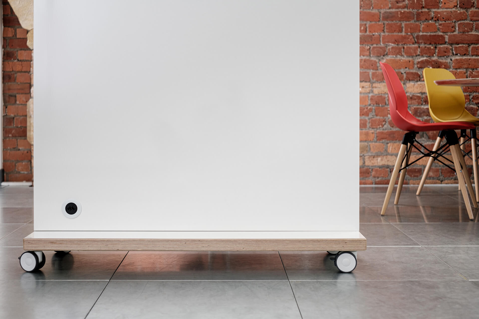 ThinkingWall Acoustic AV Freestander