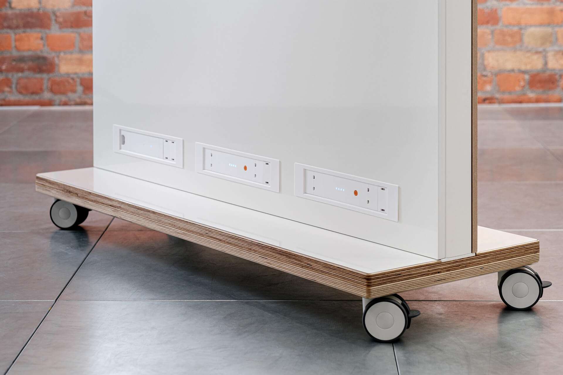 ThinkingWall Acoustic AV Freestander