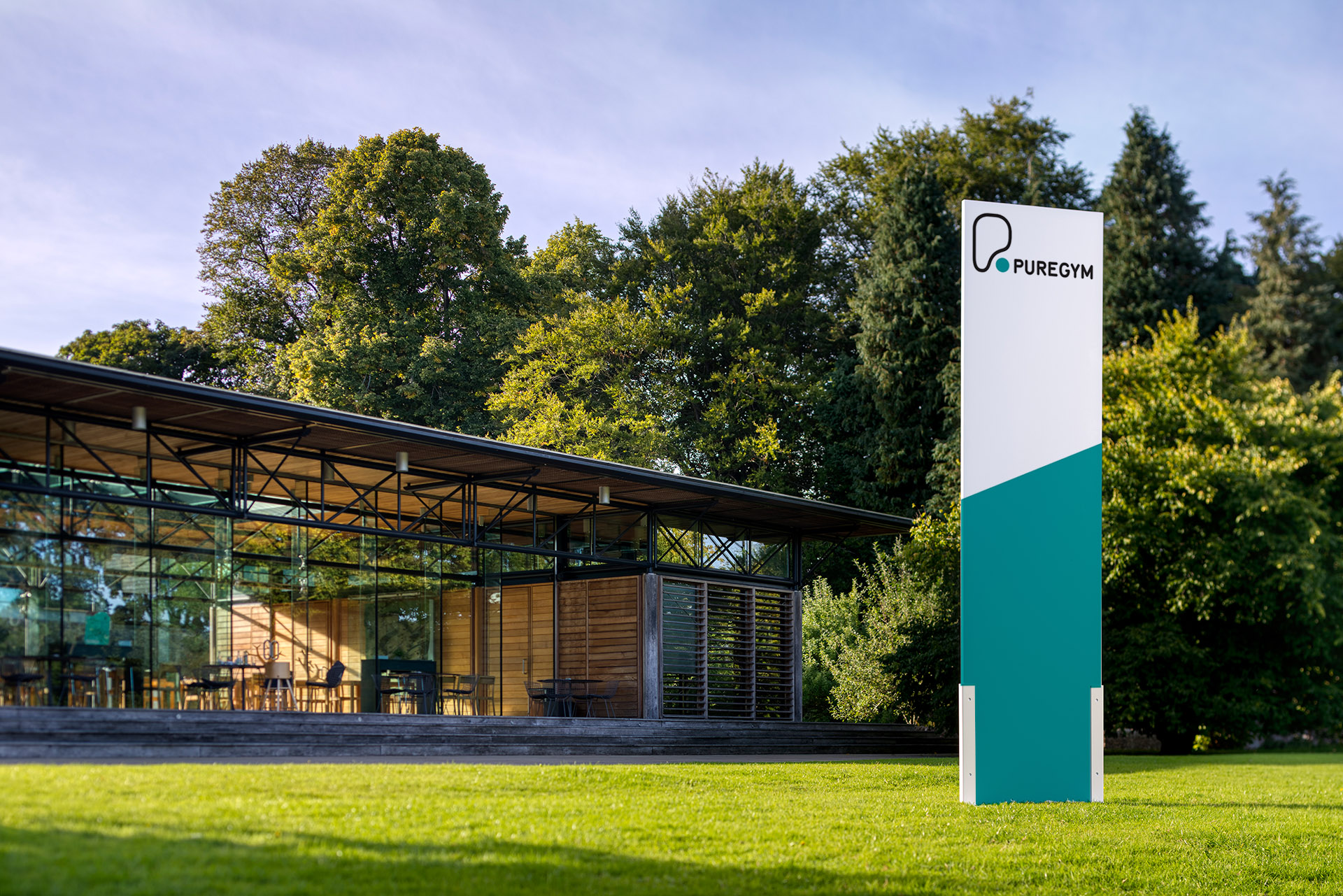 Custom printed leaderboard