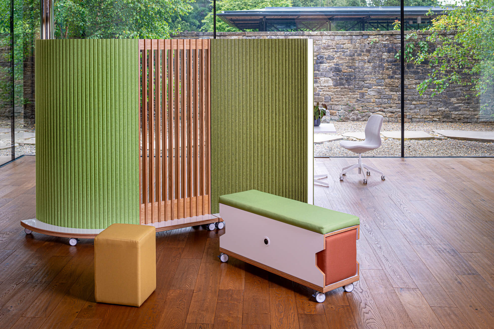 ThinkingWall Mobile Slatted Screen